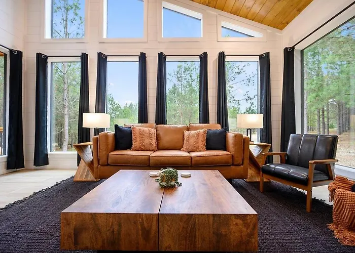 The Ember House - Luxury Honeymoon Cabin